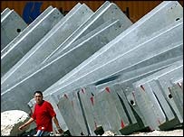 غرب اردن میں تعمیرکی جانے والی فصیل کے حصے