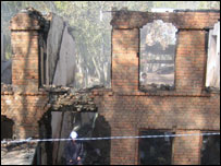  فوجی آپریشن میں کئی عمارتیں تباہ ہوگئیں 