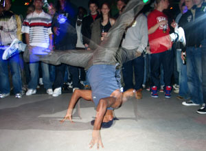 Breakdancer