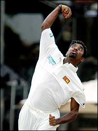 سری لنکن آف اسپنر مرلی دھرن