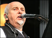 Peter Gabriel at Blickling.