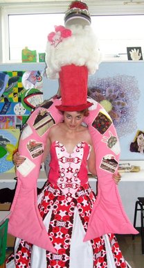 Cake and 18th century style combined