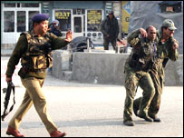 کشمیر میں ایک کار بم حملہ