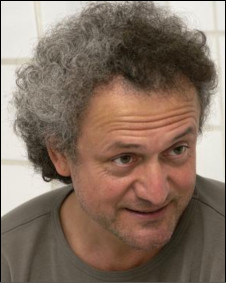 دن آلکس کارگردان فیلم دسیسه در کابل