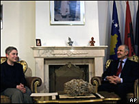 Ambasadorja amerikane Tina Kajdanov me kryeministrin Thaçi dhe Presidentin Sejdiu