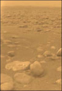 عکس هويگنز از سطح تايتان