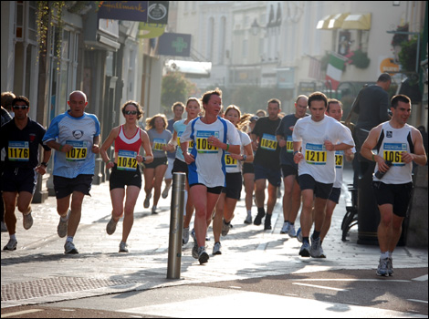 Relay runners during the first stage of the event
