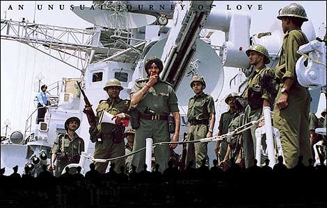 Amitabh Bachchan as Major General Amarjeet Singh 