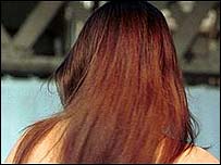 شیمپو سے دُھلے بال 