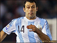 Javier Mascherano running