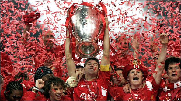 Steven Gerrard celebrates winning the Champions League with his team-mates
