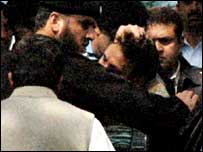 جسٹس افتخار کے ساتھ مبینہ بدسلوکی 