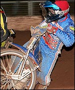 Tomas Suchanek (Hywel Lloyd)