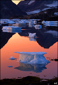 کوه يخی در گرينلند
