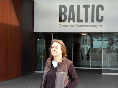 Elaina Thompson in front of Baltic
