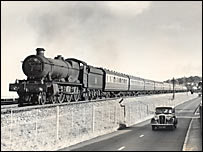 A train at Starcross in 1957 (Peter Gray)