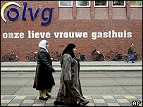 Hollanda'da müslüman toplumdan kadınlar