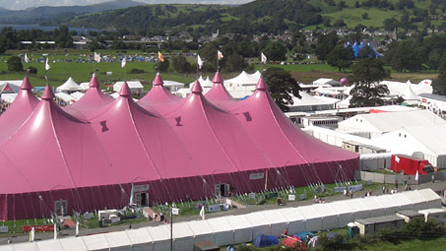 Y Maes yn Y Bala o'r awyr