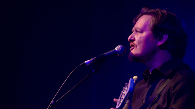 The Big Dish - Steven Lindsay