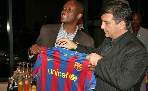 rwanda_barca_600.jpg