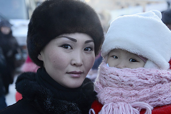 мама с дочкой