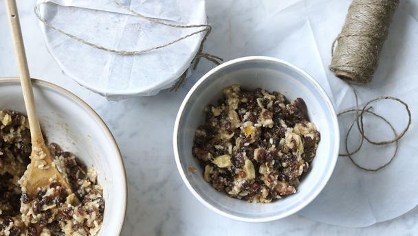 making Christmas pudding