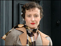 Anna Francolini as Miss Jean Brodie. Photo by Paul Martin