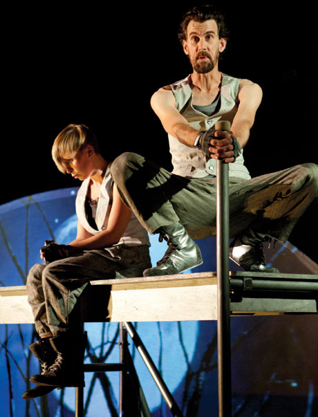 Katy Owen (Hedydd) and Michael Wagg (Gat) © Simon Gough Photography