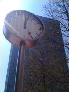 Canary Wharf clock