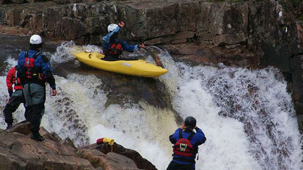 The course is 2.45 kilometres long, and drops 52 metres from start to finish.