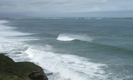 Longboard gold? And a powerful sight from the cliff top. Recent swell has been sizeable all over the Atlantic facing Irish breaks. Pic: Mar 07