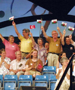 Croesawu'r gwledydd yn seremoni 'Cymru a'r Byd'