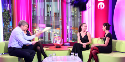 Amanda Mealing in the studio