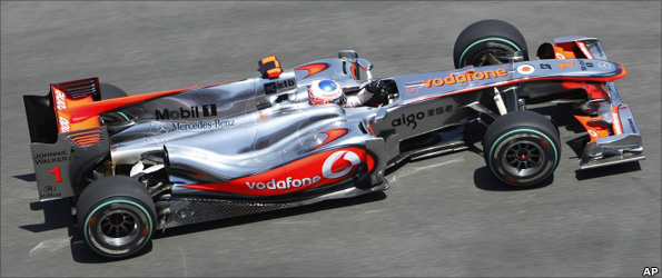 McLaren_car_in_Grand_Prix