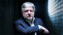 Simon Russell Beale plays George Smiley