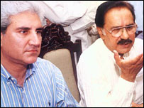 امین فہیم اور شاہ محمود قریشی(فائل فوٹو)