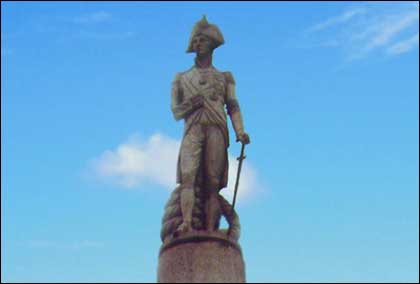 Statue of Nelson atop the column