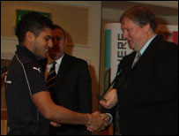 Vishal collects his award