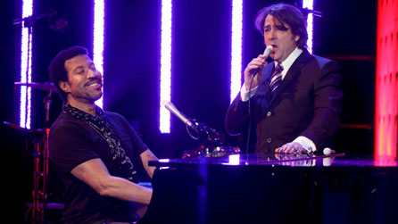 Lionel Richie performs an impromptu duet with Jonathan on Friday Night With Jonathan Ross (image: Hotsauce TV)