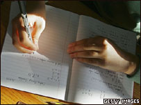 学生在书写