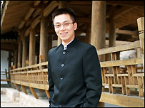 布里斯托大学语言心理学博士 曾飚