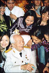 Đại tướng Võ Nguyên Giáp được xem là anh hùng dân tộc