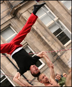 Street performers in Edinburgh