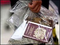 Torba içindeki eşyalar