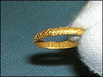 Wedding ring