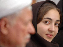 هاشمی رفسنجانی در ديدار با رأی اوليها - عکس از خبرگزاری فارس