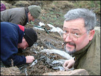 Removing clay form the skeleton