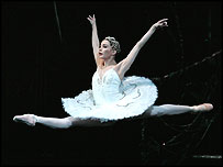 The Royal Ballet's Swan Lake (c) Johan Persson