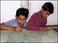 بچوں سے مشقت