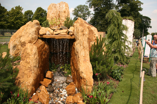 Hampton Court Palace Flower Show 2011